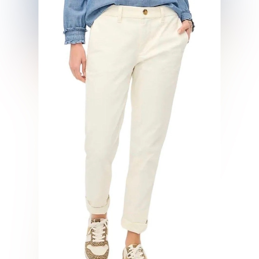 J. Crew High Rise Girlfriend Chino Pants in the colour Marine Salt, Size 8
